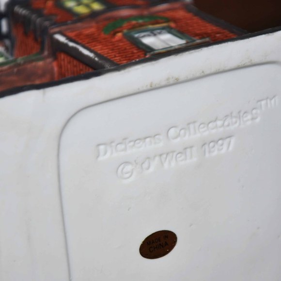 Vintage Dickens Collectible Victorian Series Train Station & Cafe Lighted House - Picture 10 of 10